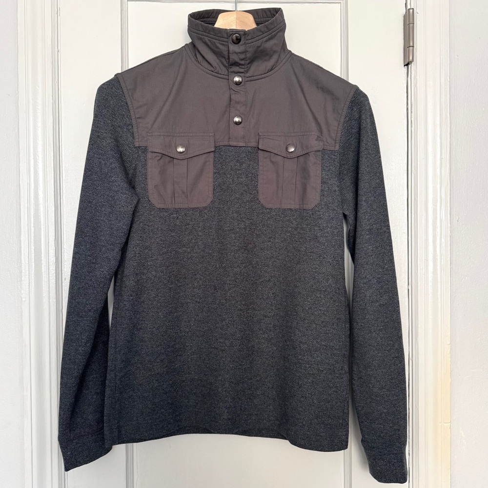 Banana Republic Men’s Buttoned Neck Henley Shirt | Size S